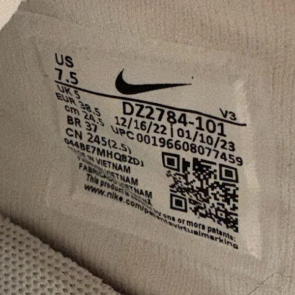 Air Force 1 Low '07 Essential 'Mystic Red Gingham' - Picture 7 of 9